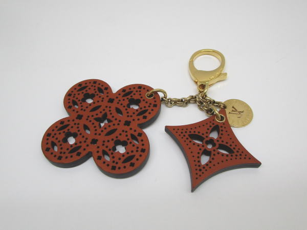 ヴィトン　バッグチャーム買取　倉敷